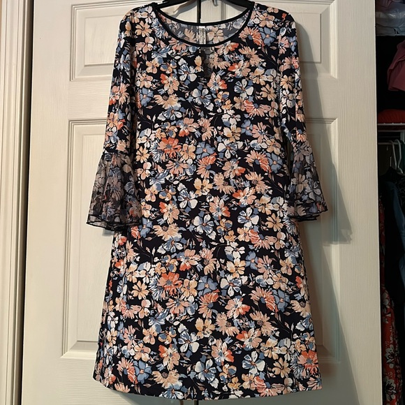 Per Seption -Large Floral -Navy w/Peach, Tan, & Blue Flowers - Long Bell Sleeves - Picture 1 of 8